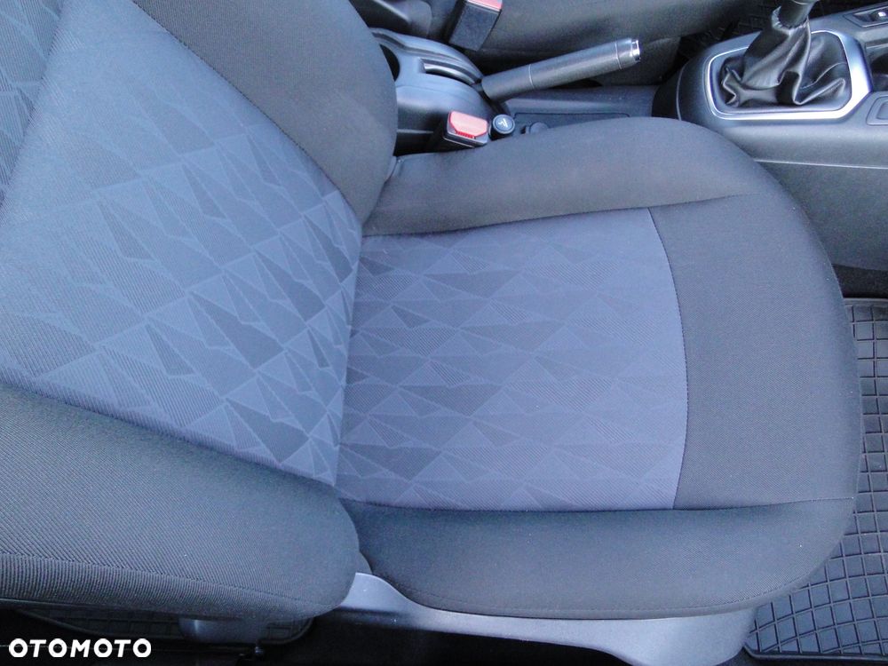 Citroën C-Elysée 1.2 PureTech Attraction - 33