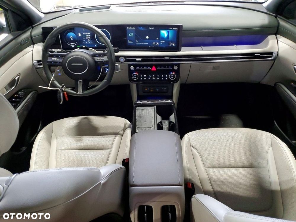 Hyundai Tucson - 8