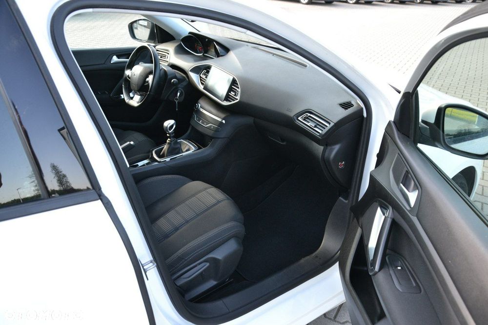 Peugeot 308 - 12