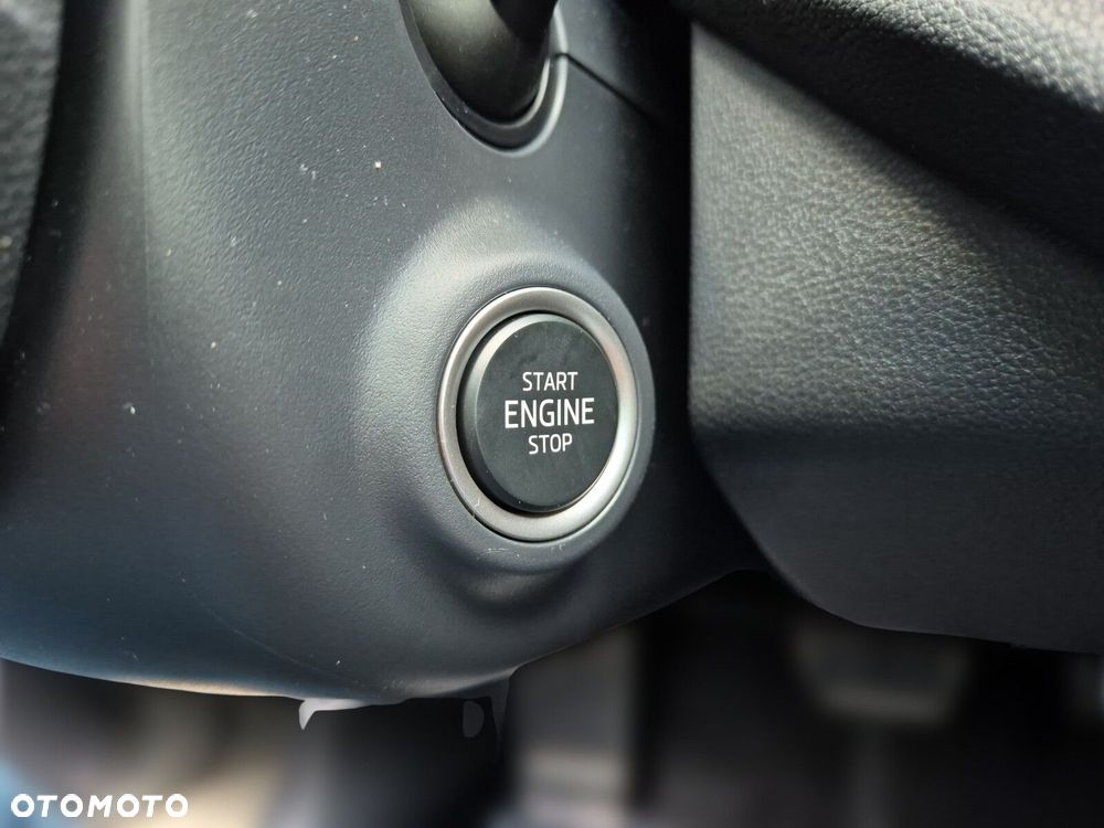 Skoda Octavia 2.0 TDI Sportline DSG - 25