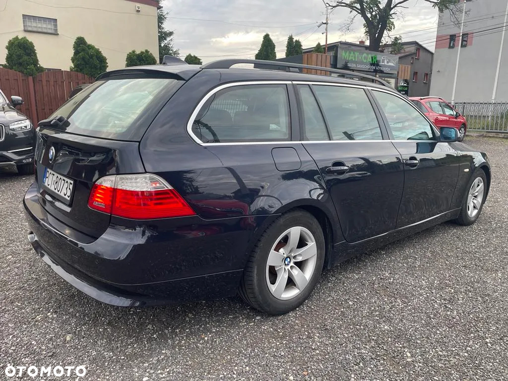 BMW Seria 5 520d Touring Special Edition - 17