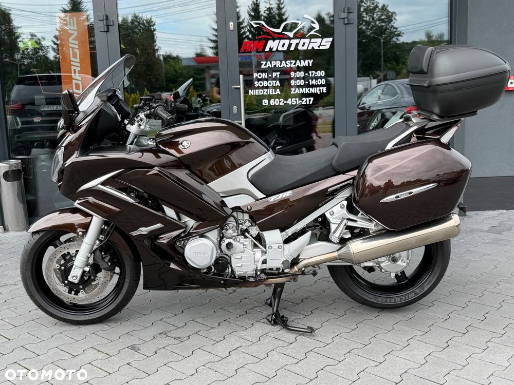 Yamaha FJR - 28