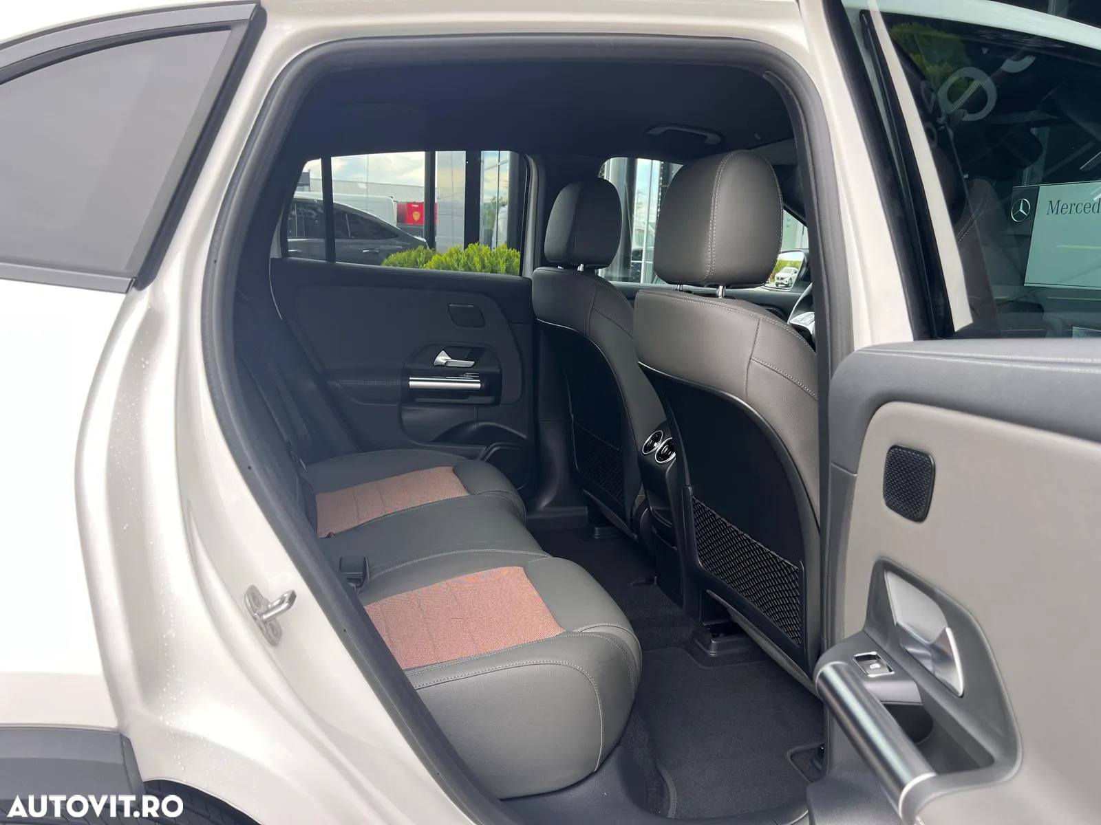 Mercedes-Benz EQA 250+ - 8