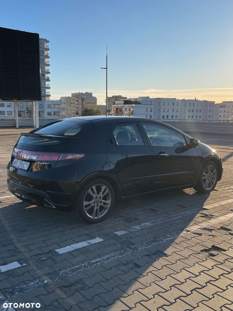 Honda Civic 1.8 GT Special Edition - 5