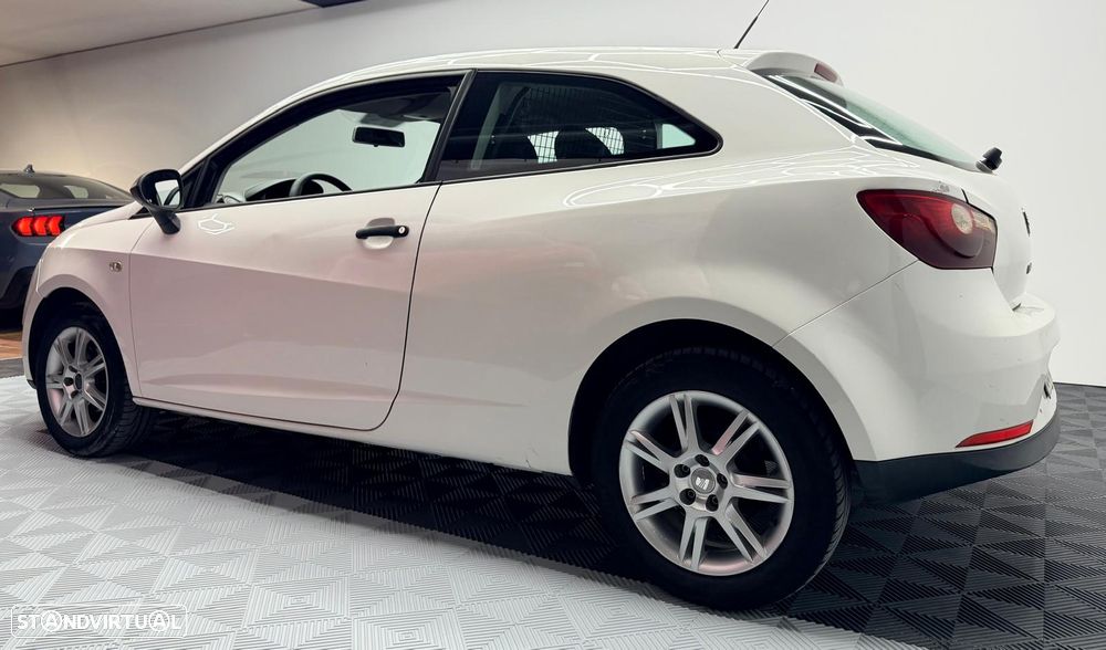 SEAT Ibiza - 4