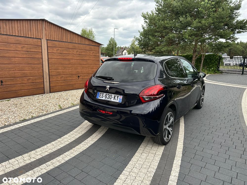 Peugeot 208 PureTech 110 Stop & Start EAT6 Signature - 17