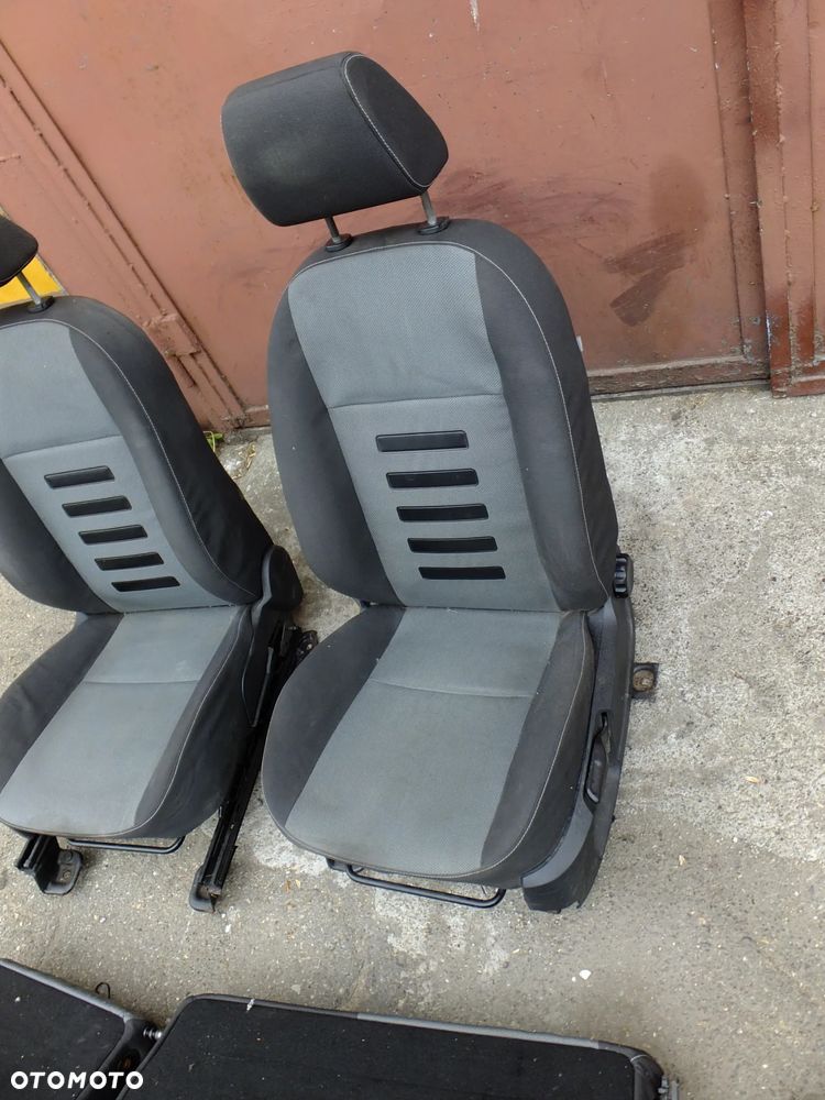 fotel kierowcy fotele komplet ford focus mk2 kombi lift 2009r - 3