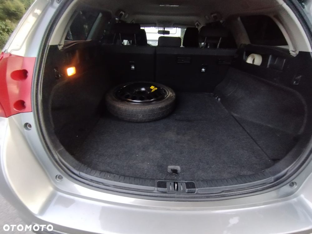 Toyota Auris 1.8 HSD Luna - 11