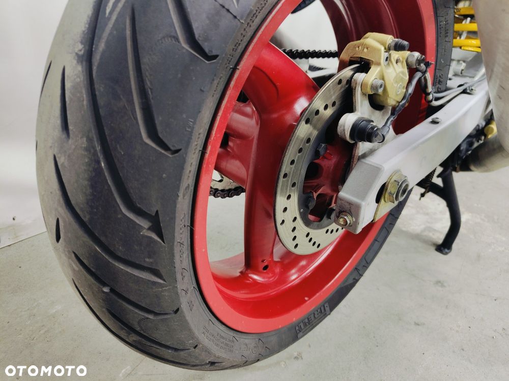 Ducati Monster - 8