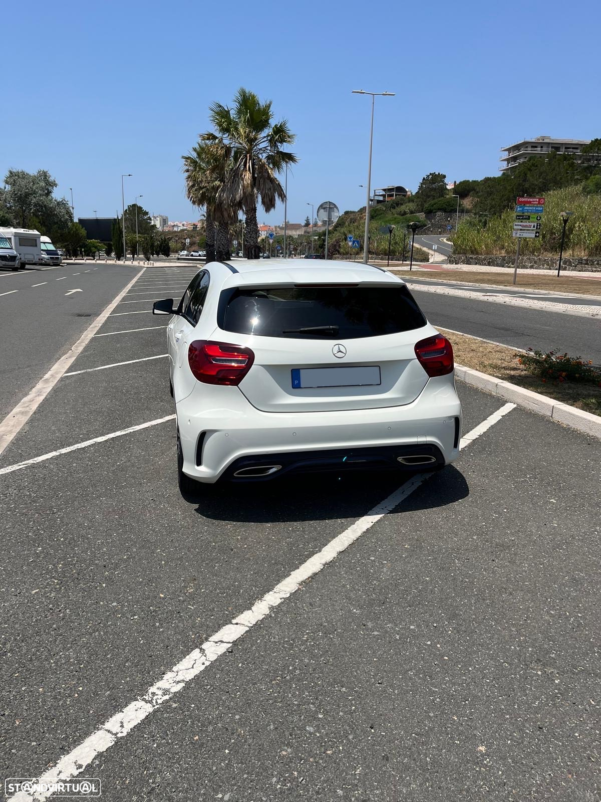 Mercedes-Benz A 180 d AMG Line - 15