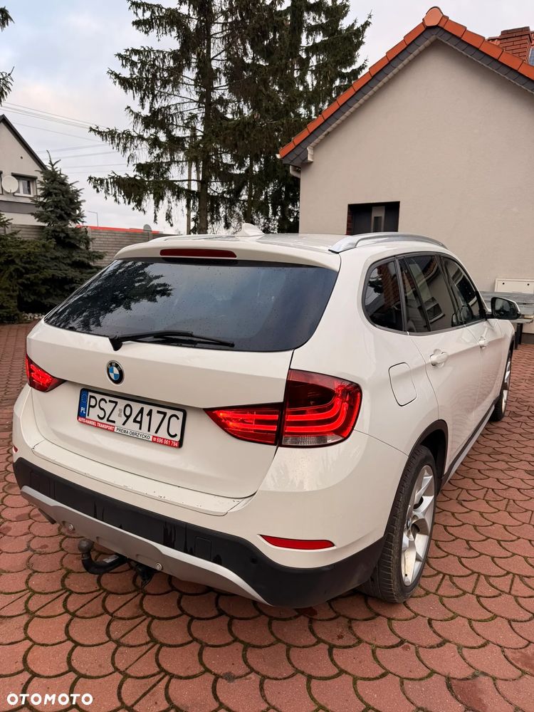 BMW X1 sDrive18d xLine - 4