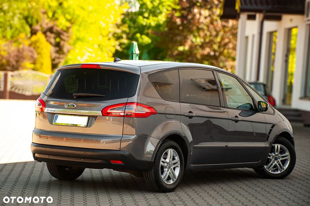 Ford S-Max 2.0 TDCi DPF Ambiente - 13