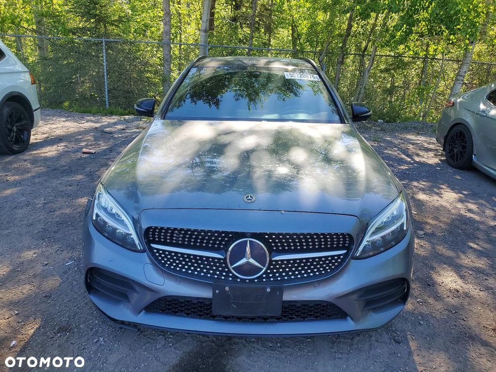 Mercedes-Benz Klasa C 300 4Matic 9G-TRONIC AMG Line - 6