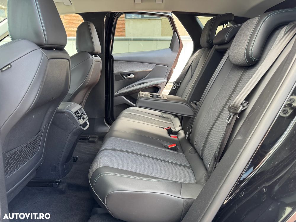 Peugeot 3008 1.2 PureTech 130 EAT8 Allure Pack - 19