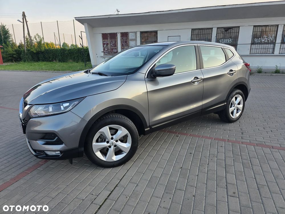 Nissan Qashqai 1.3 DIG-T AKARI - 2