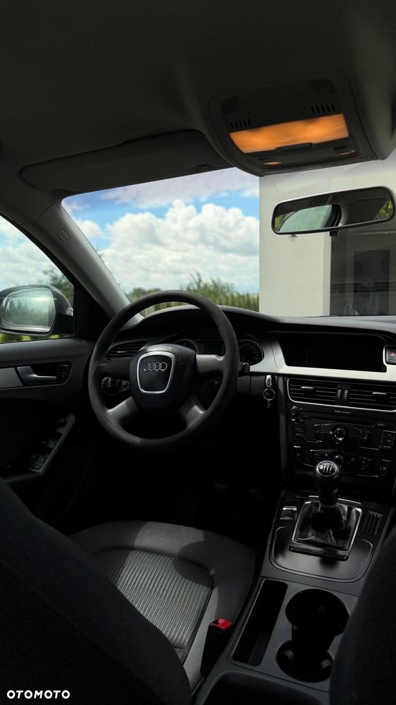 Audi A4 Limousine 2.0 TDI - 5