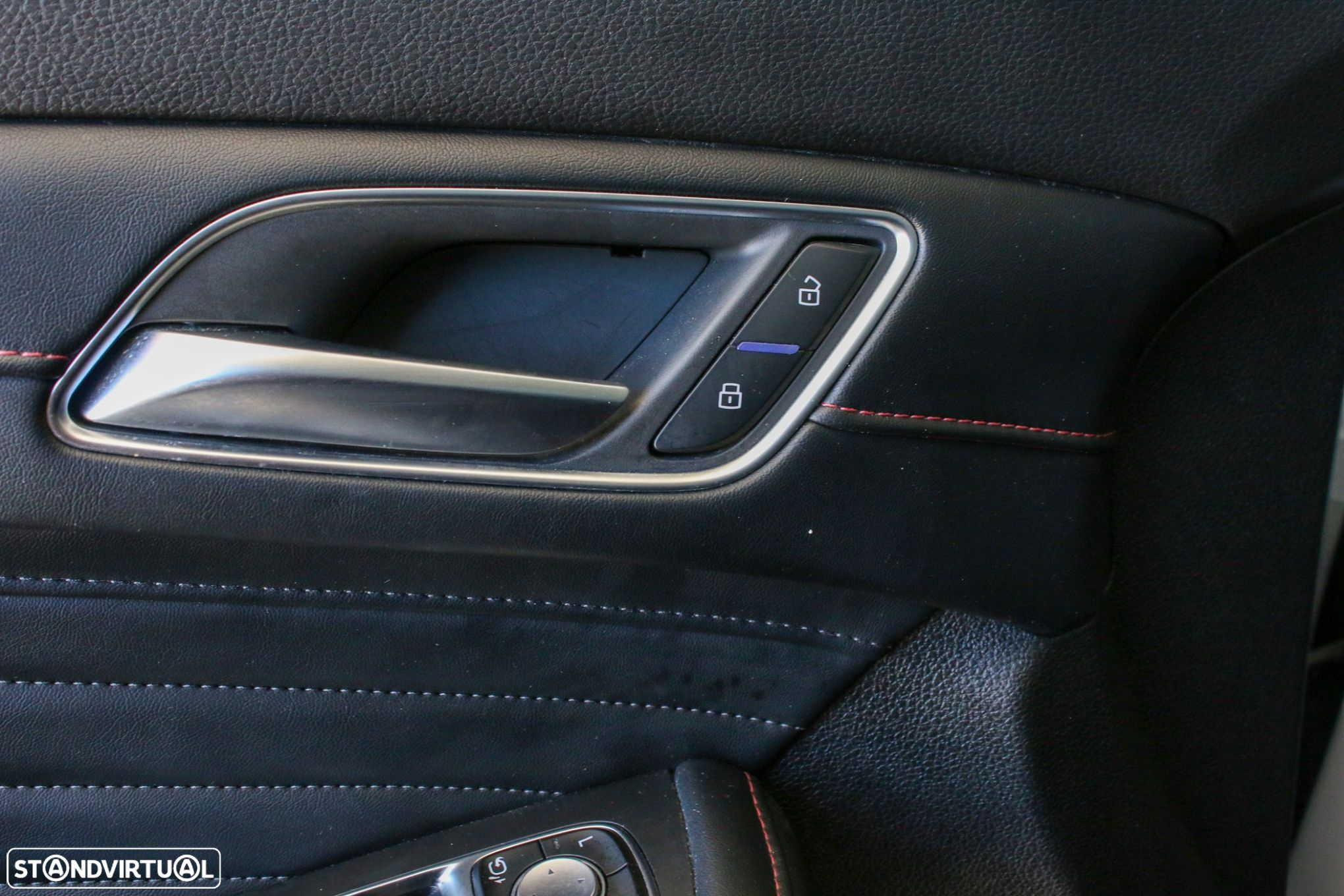 MG EHS 1.5 T-GDI Plug-in Hybrid Luxury - 36