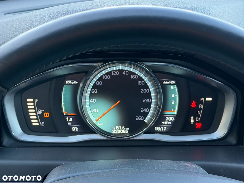 Volvo V70 D4 Geartronic Summum - 18