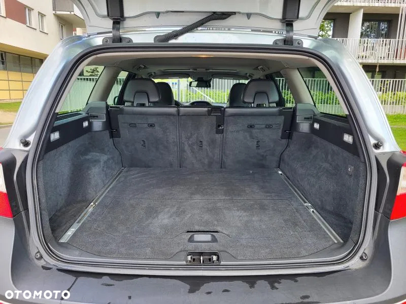 Volvo XC 70 3.2 AWD Summum - 29