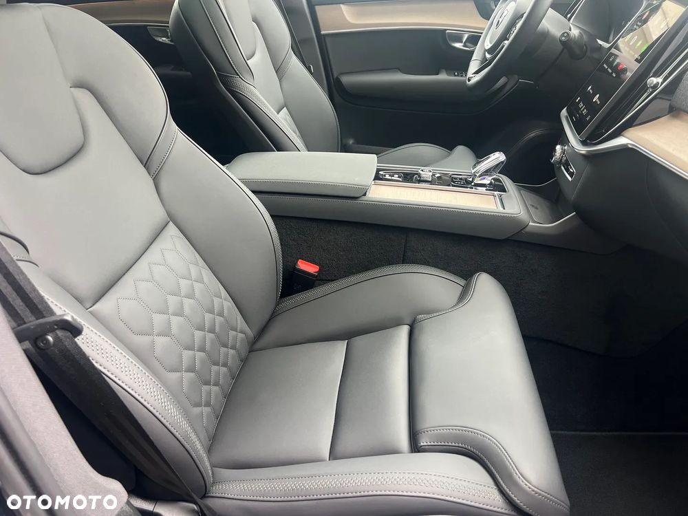 Volvo XC 90 T8 AWD Recharge Plus Dark - 30