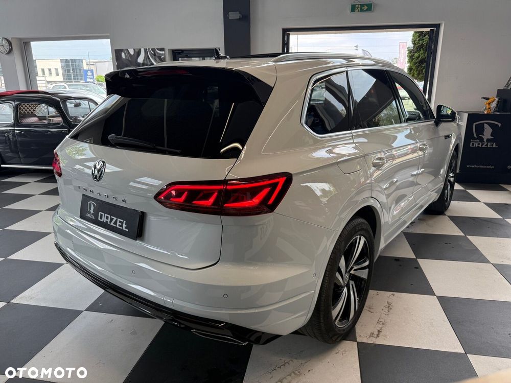 Volkswagen Touareg - 8