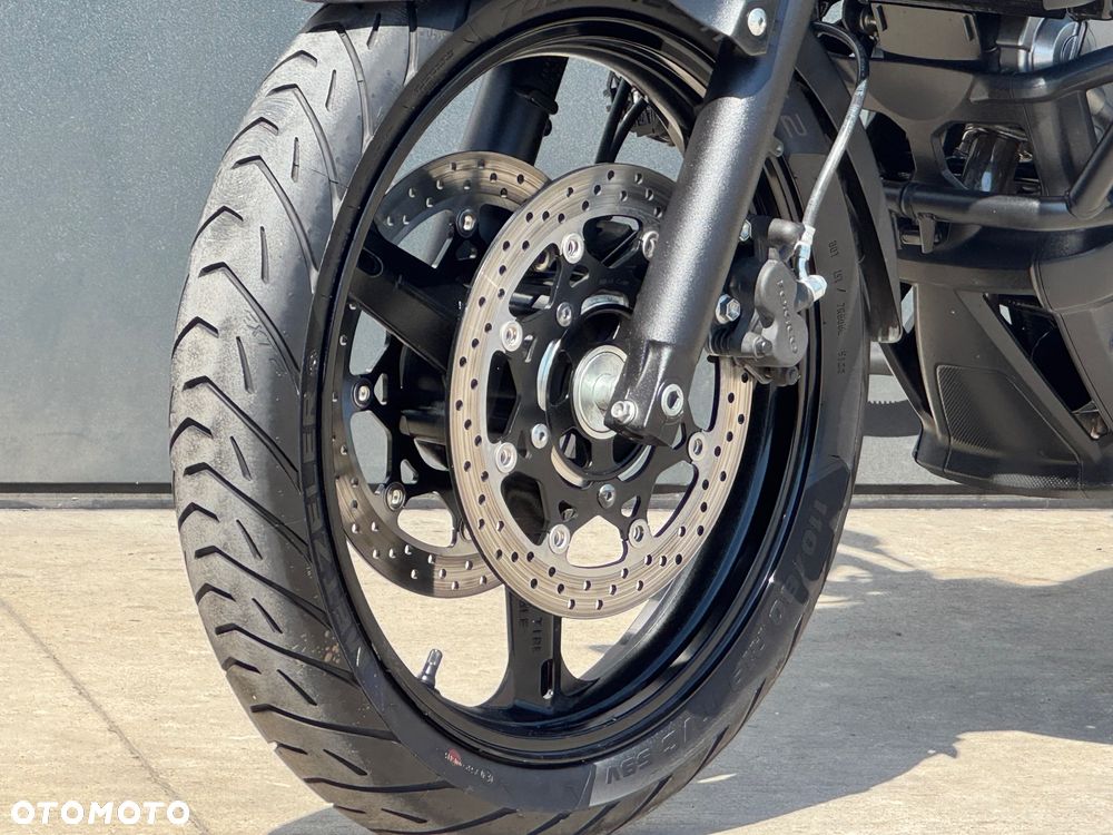 Suzuki V-STROM - 31