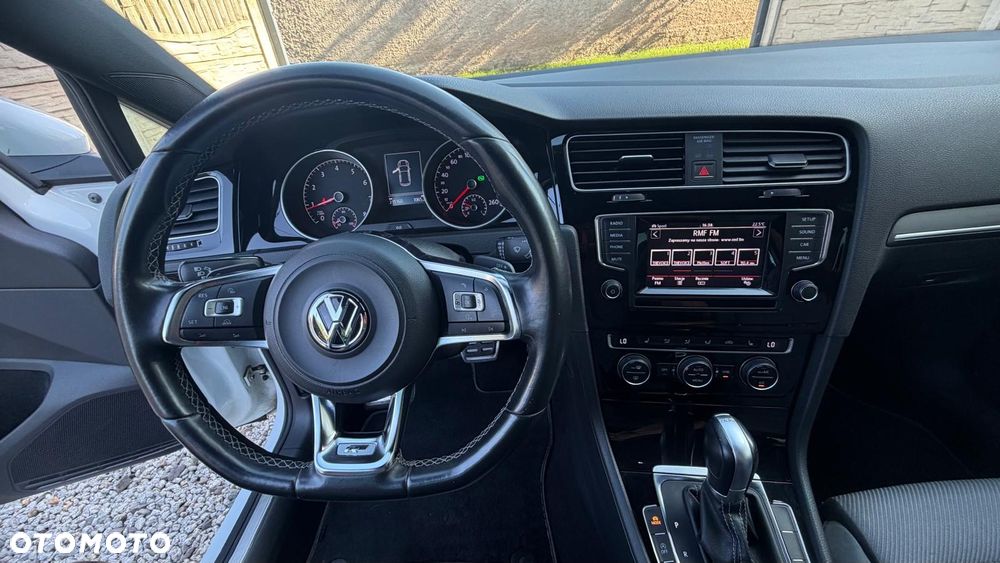 Volkswagen Golf 1.4 TSI BlueMotion Technology DSG Highline - 32