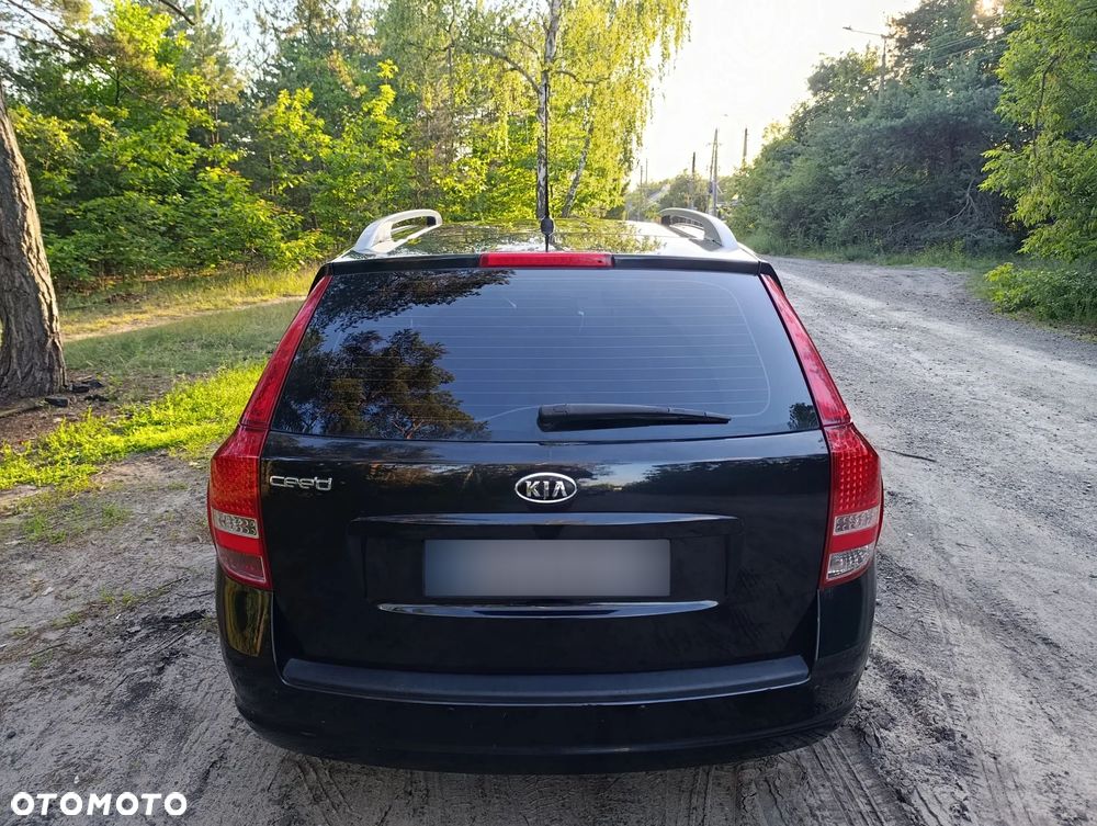 Kia Ceed 1.6 Comfort - 12