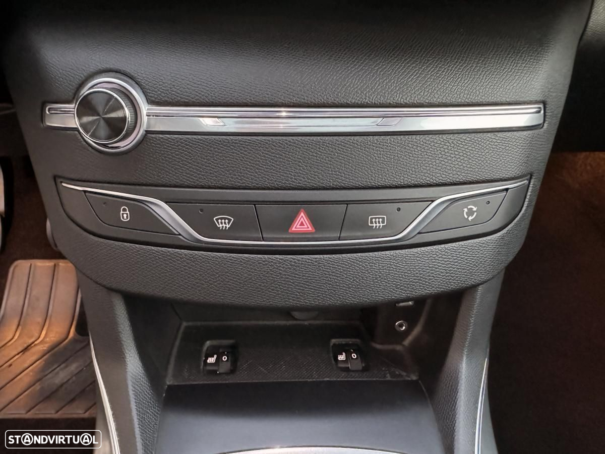 Peugeot 308 SW 1.6 BlueHDi Allure J17 - 38