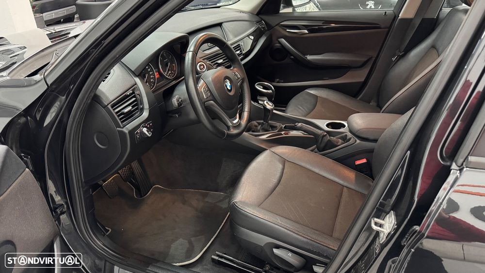 BMW X1 16 d sDrive Line Sport - 25