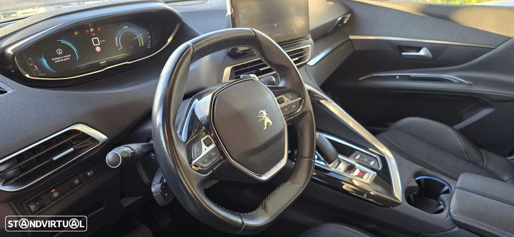 Peugeot 3008 Plug-In Hybrid 225 e-EAT8 Allure Pack - 34