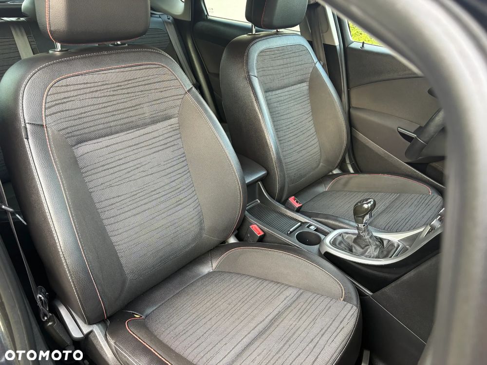 Opel Astra 1.4 Turbo Cosmo - 21