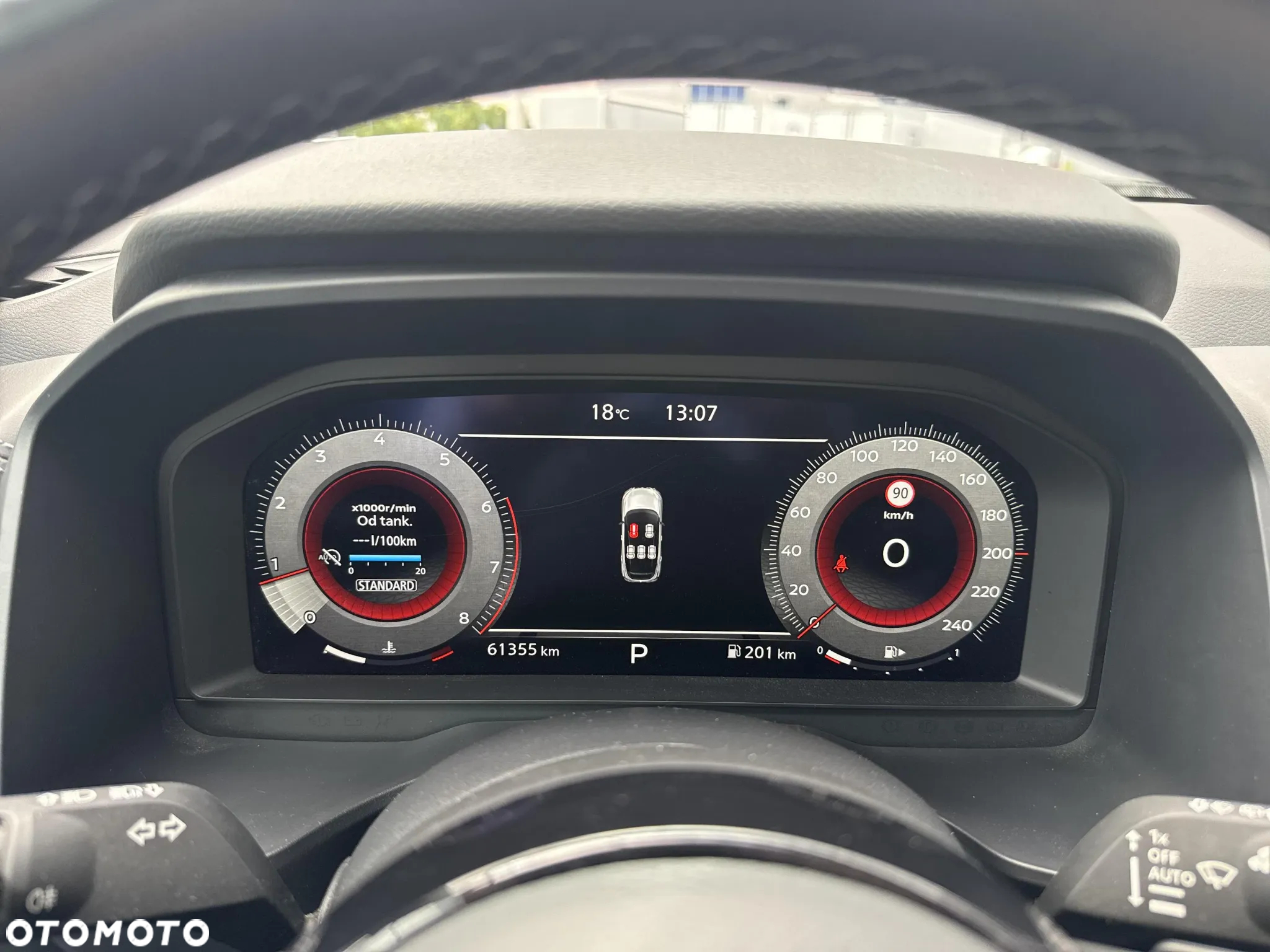 Nissan Qashqai 1.3 DIG-T mHEV N-Connecta Xtronic - 26