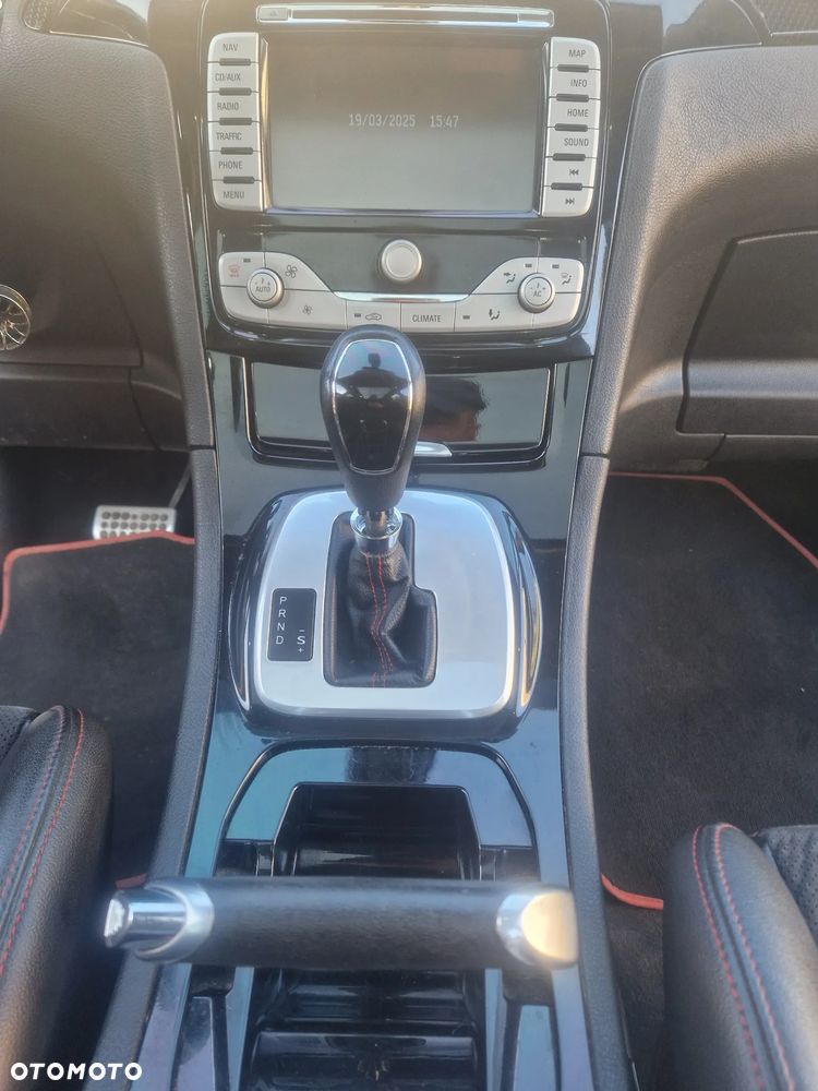 Ford S-Max 2.0 EcoBoost Titanium - 4