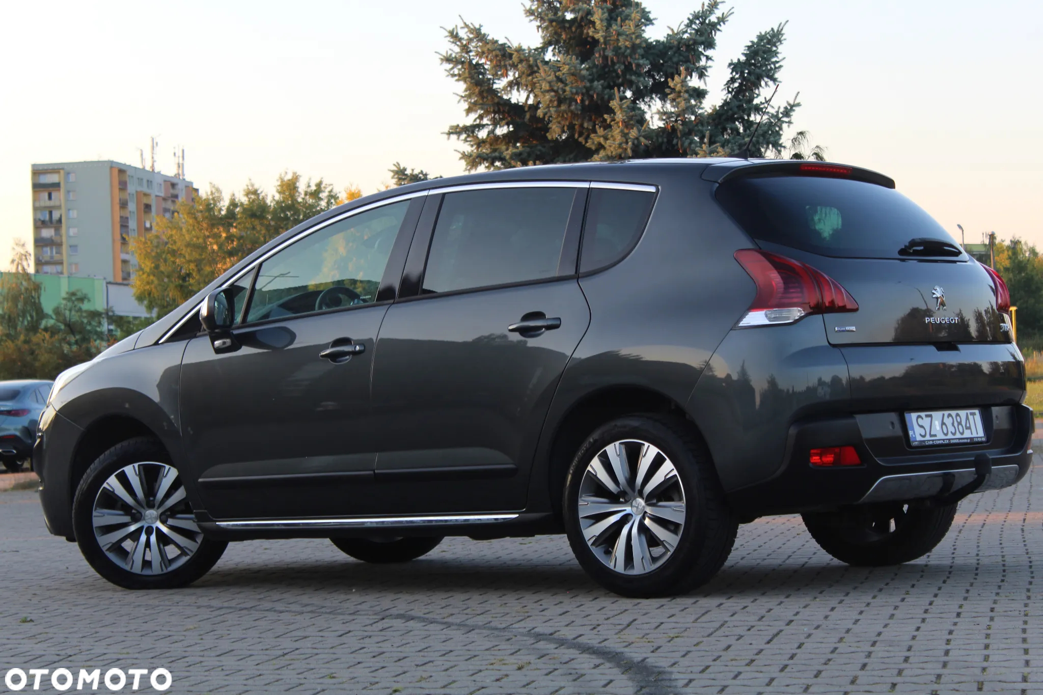 Peugeot 3008 1.2 PureTech Allure Pack S&S - 9