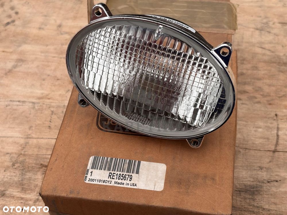 John Deere 7720 7820 7920 8120 8220 8320 8420 Obudowa Lampy RE185679 RE271576 - 1
