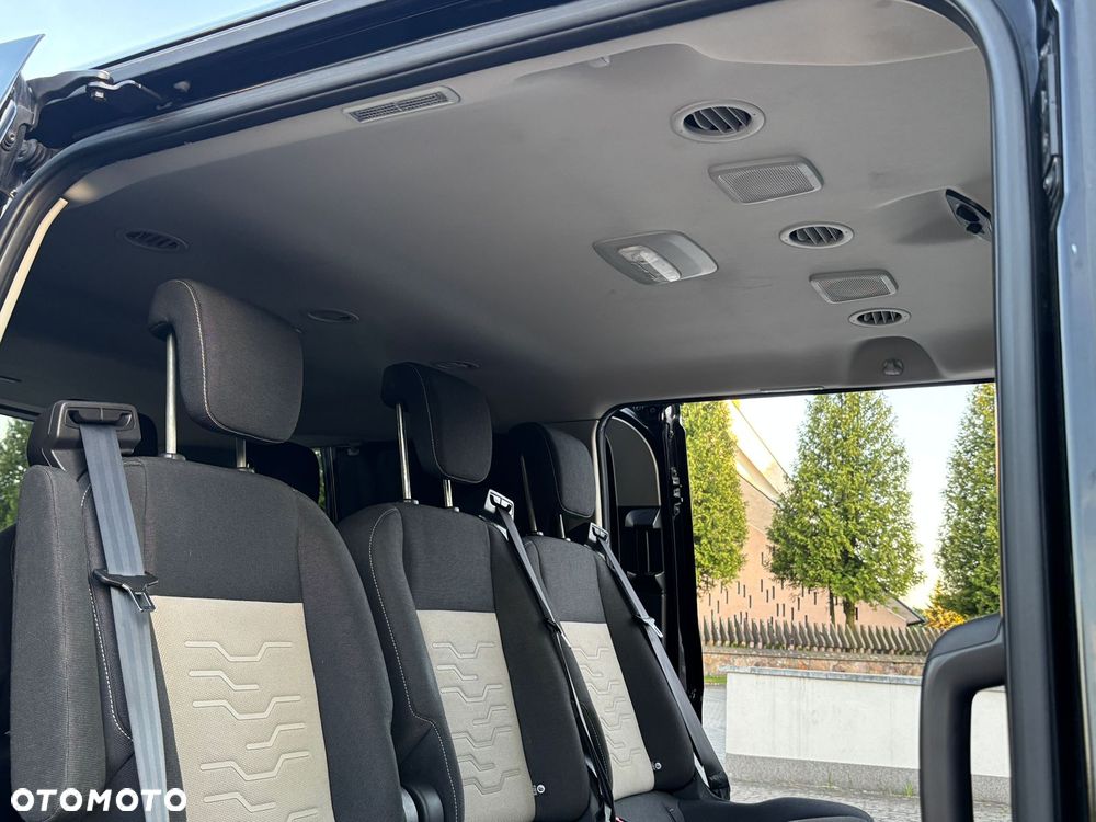 Ford Tourneo Custom 2.0 EcoBlue L2 Titanium - 30