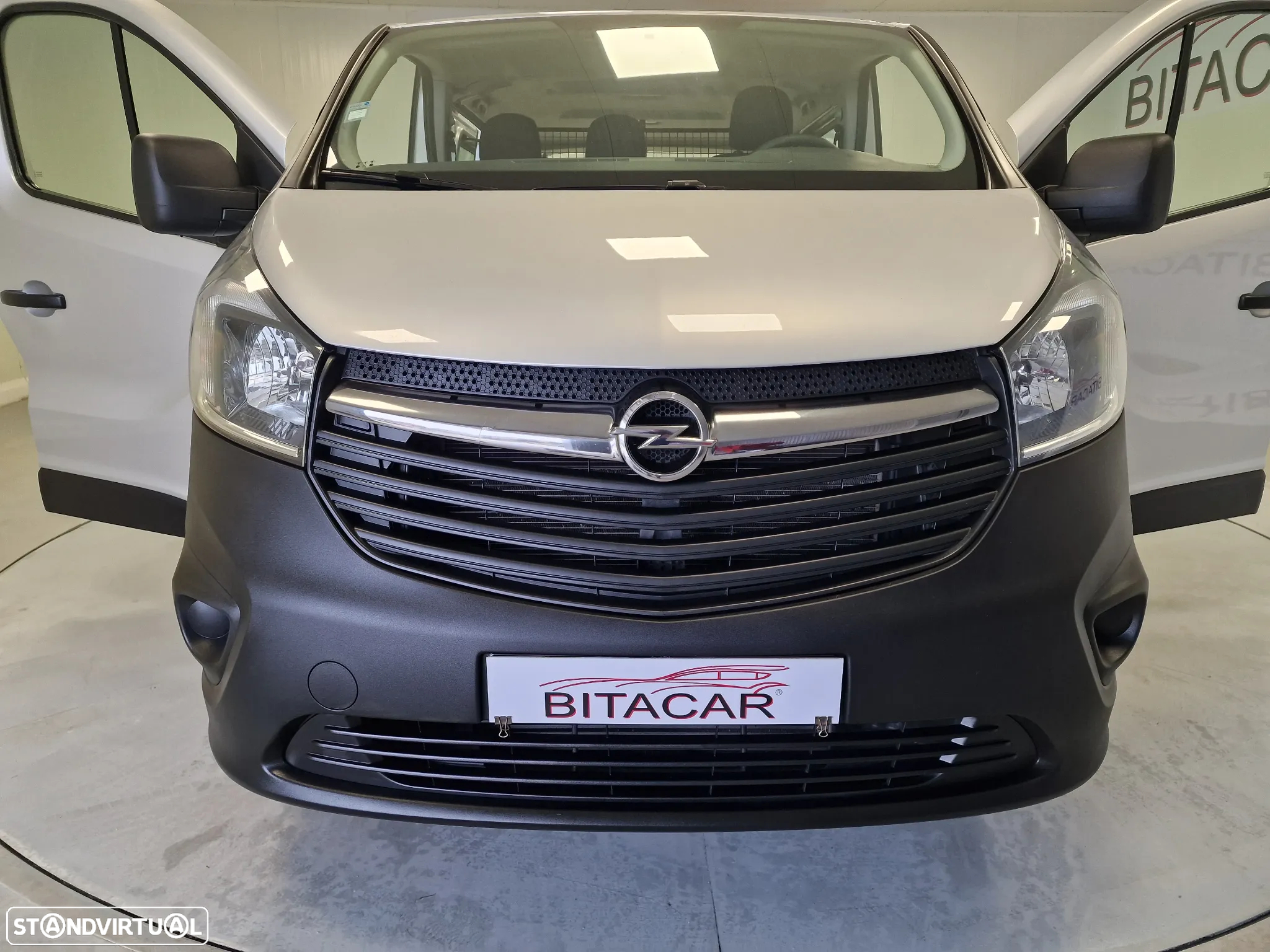 Opel VIVARO COMBI 1.6 CDTI L1H1 APENAS 28.000KMS - 17