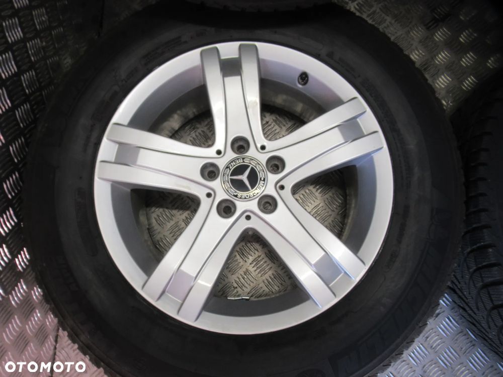 Koła Mercedes GLC GLE ML 7,5Jx17 et48,5 5x112 235/65/17 - 5
