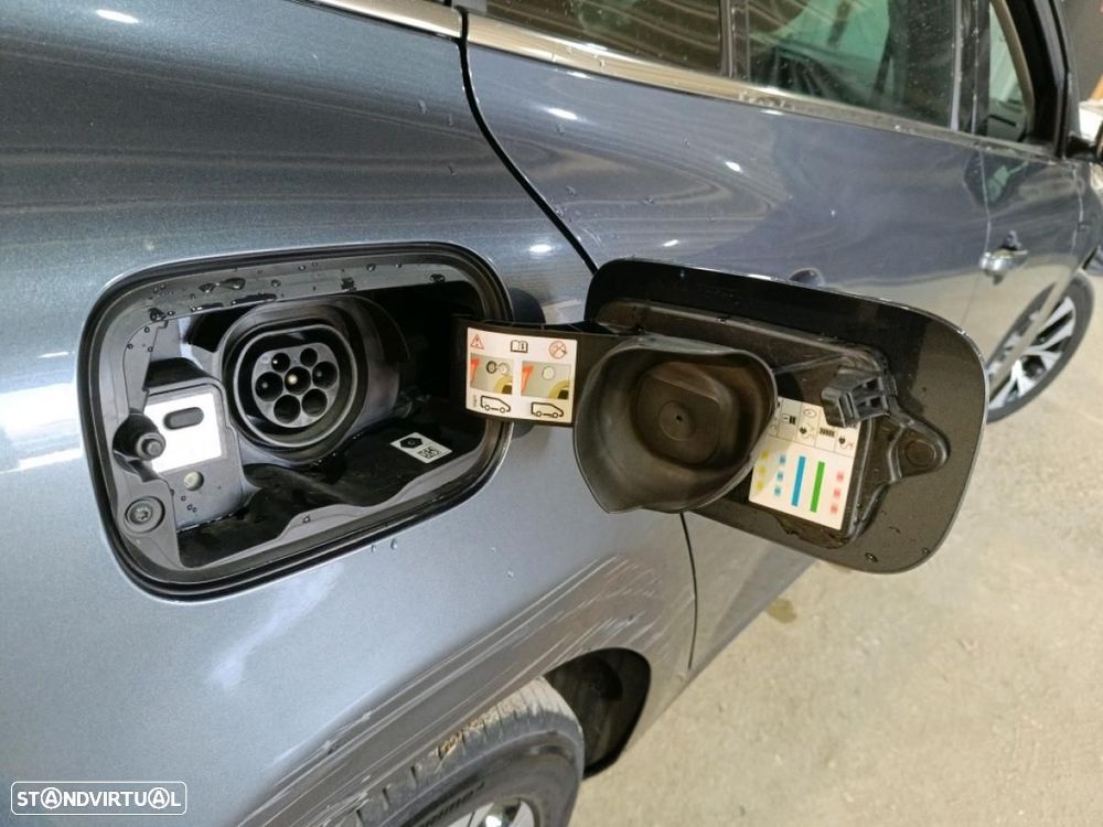 Renault Mégane Sport Tourer 1.6 E-Tech Plug-In Limited - 8