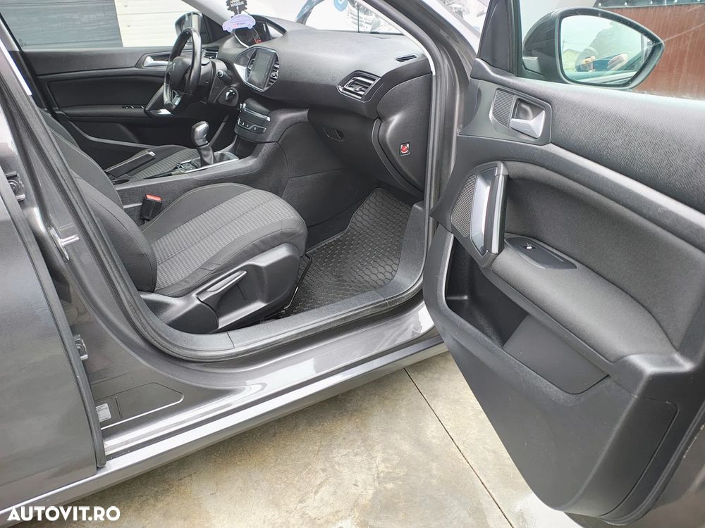 Peugeot 308 BlueHDi FAP 120 EAT6 Stop & Start Allure - 8