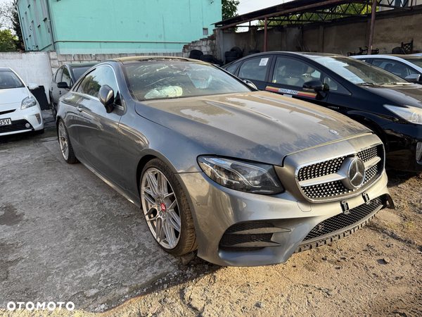 Mercedes-Benz Klasa E 400 4Matic Coupe 9G-TRONIC AMG Line