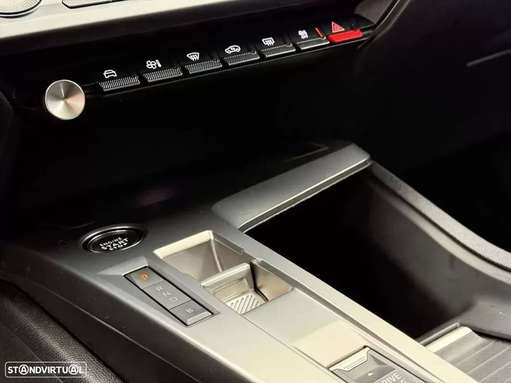 Peugeot 308 1.6 Hybrid Active Pack e-EAT8 - 11