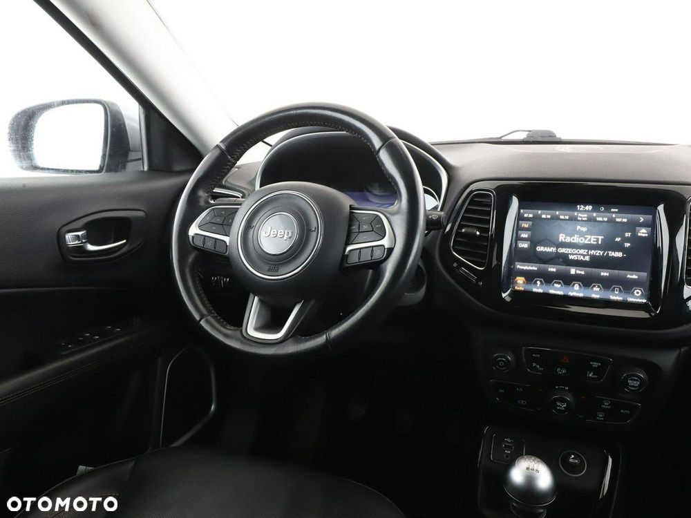 Jeep Compass - 16