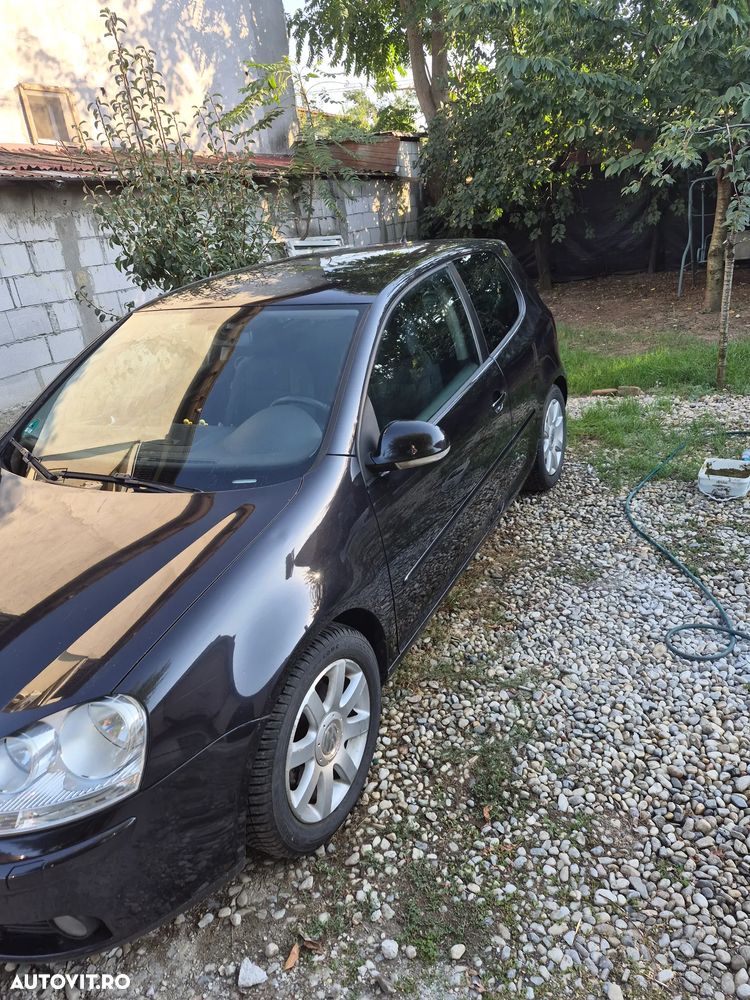 Volkswagen Golf - 4