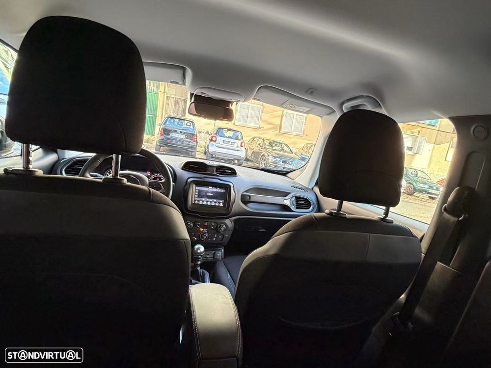 Jeep Renegade 1.0 T Limited - 9