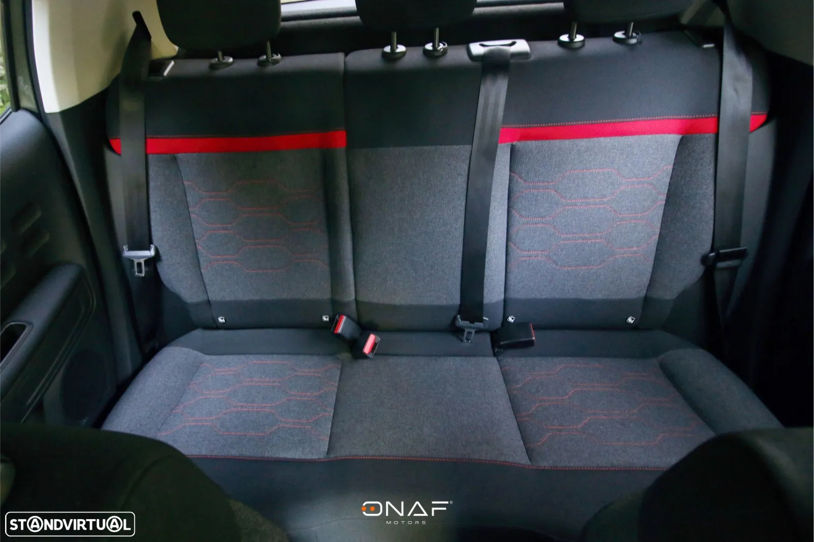 Citroën C3 1.2 PureTech Shine Pack - 24