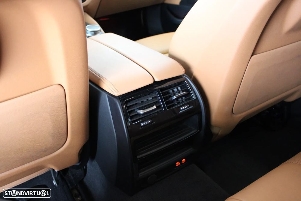 BMW 530 e Pack M - 24