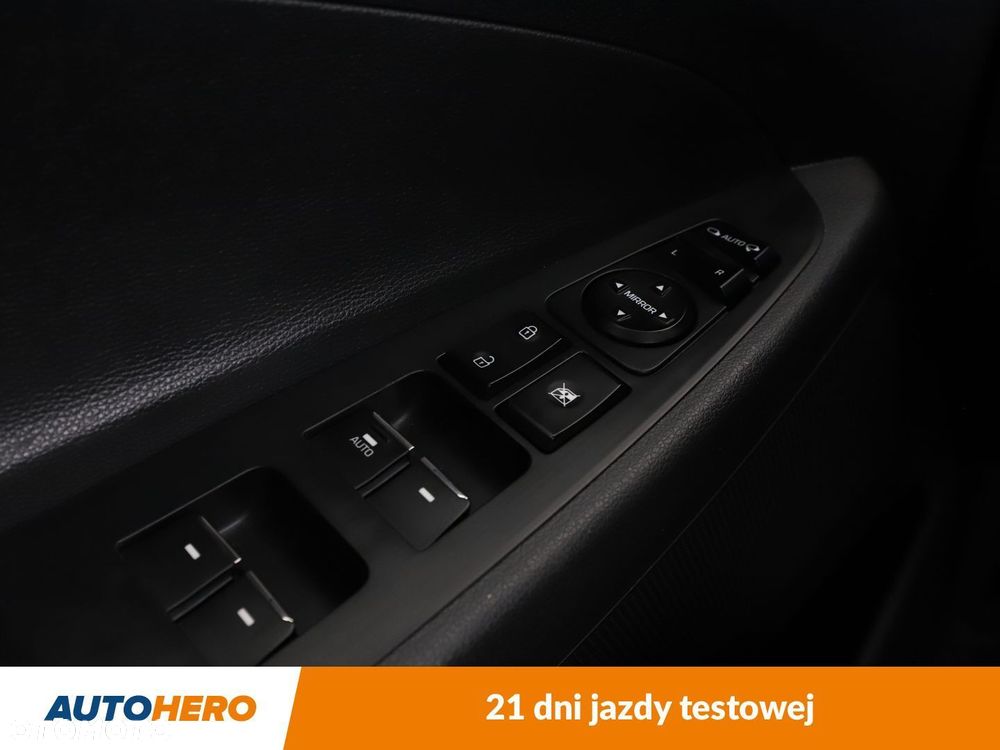 Hyundai Tucson 2.0 CRDI Premium 4WD - 32