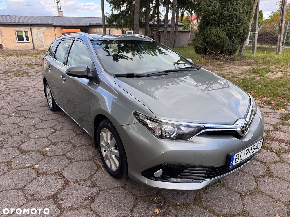 Toyota Auris 1.6 Valvematic Comfort - 6